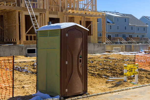 Portable Toilet Options We Offer in Crescent Springs, KY